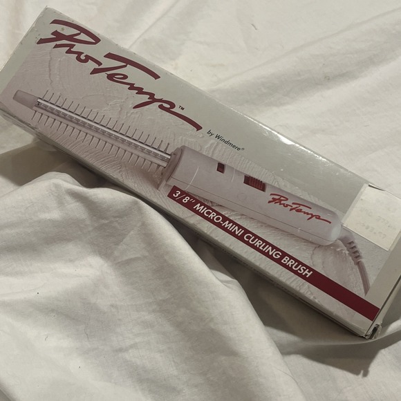 Windmere Other - Vintage Windmere Skinni Mini Curling Brush Micro 3/8" SM-CB 890 NEW IN BOX